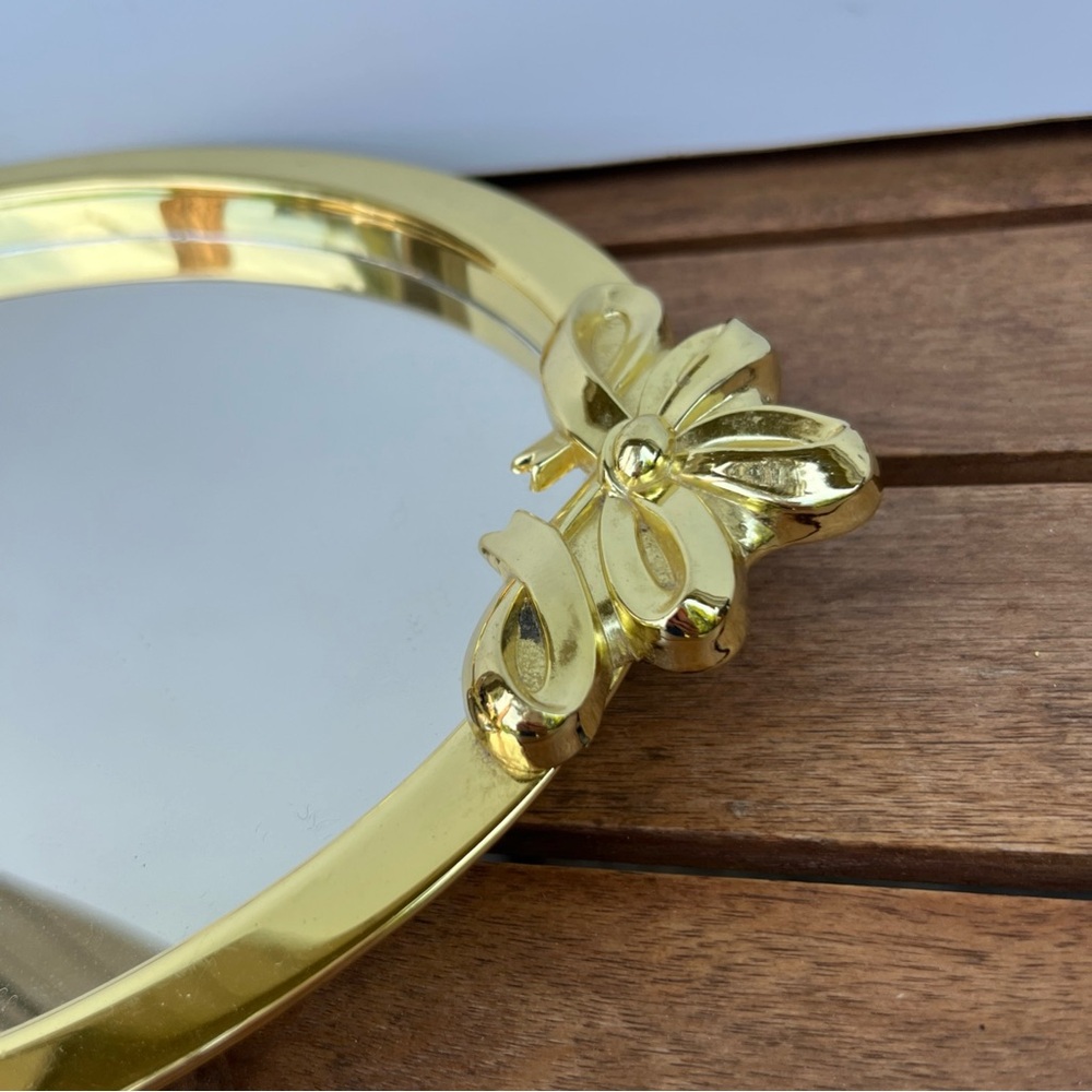 Beautiful Vintage Avon Gift Collection Vanity Tray/wall Mirror Goldtone 14x9 EUC - Picture 2 of 5